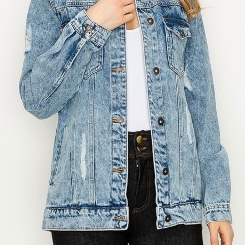 Light wash Distressed Denim Jacket - Picture 5 of 5